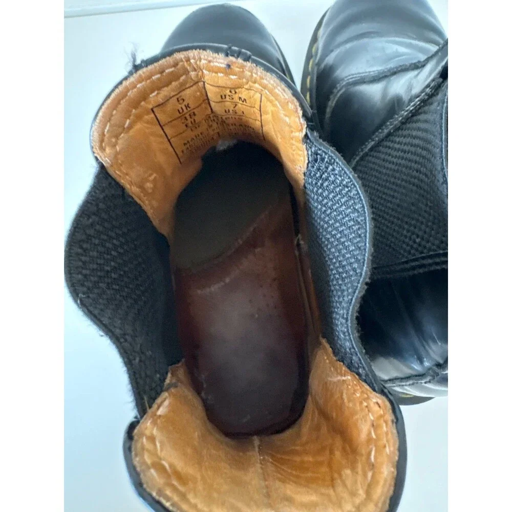 Dr Martens Chelsea Boots  2976 Unisex Mens 6 Women's 7 Black Boots
